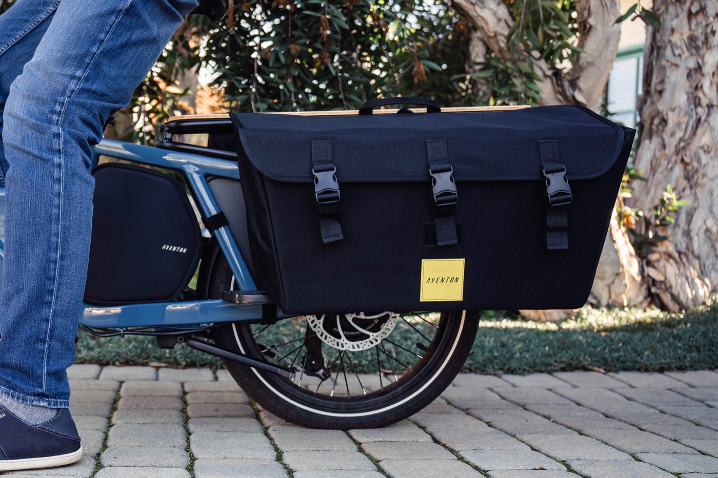 Abound Pannier