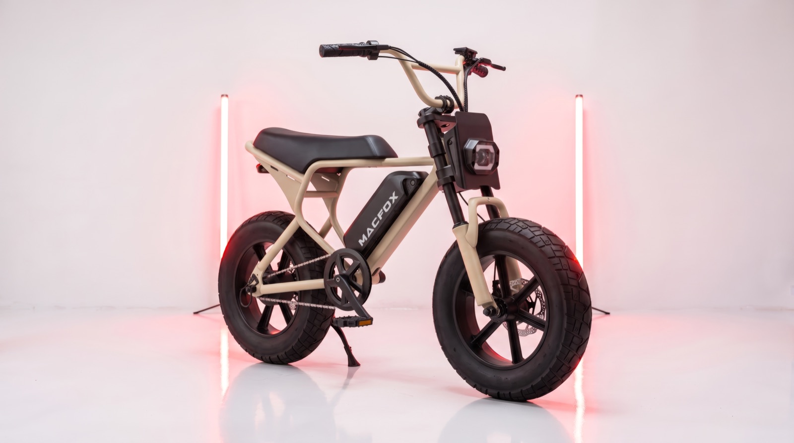 Macfox M16 moped-style mini e-moto